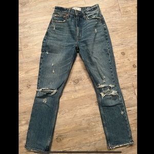 Abercrombie The Mom High Rise size 24/00R